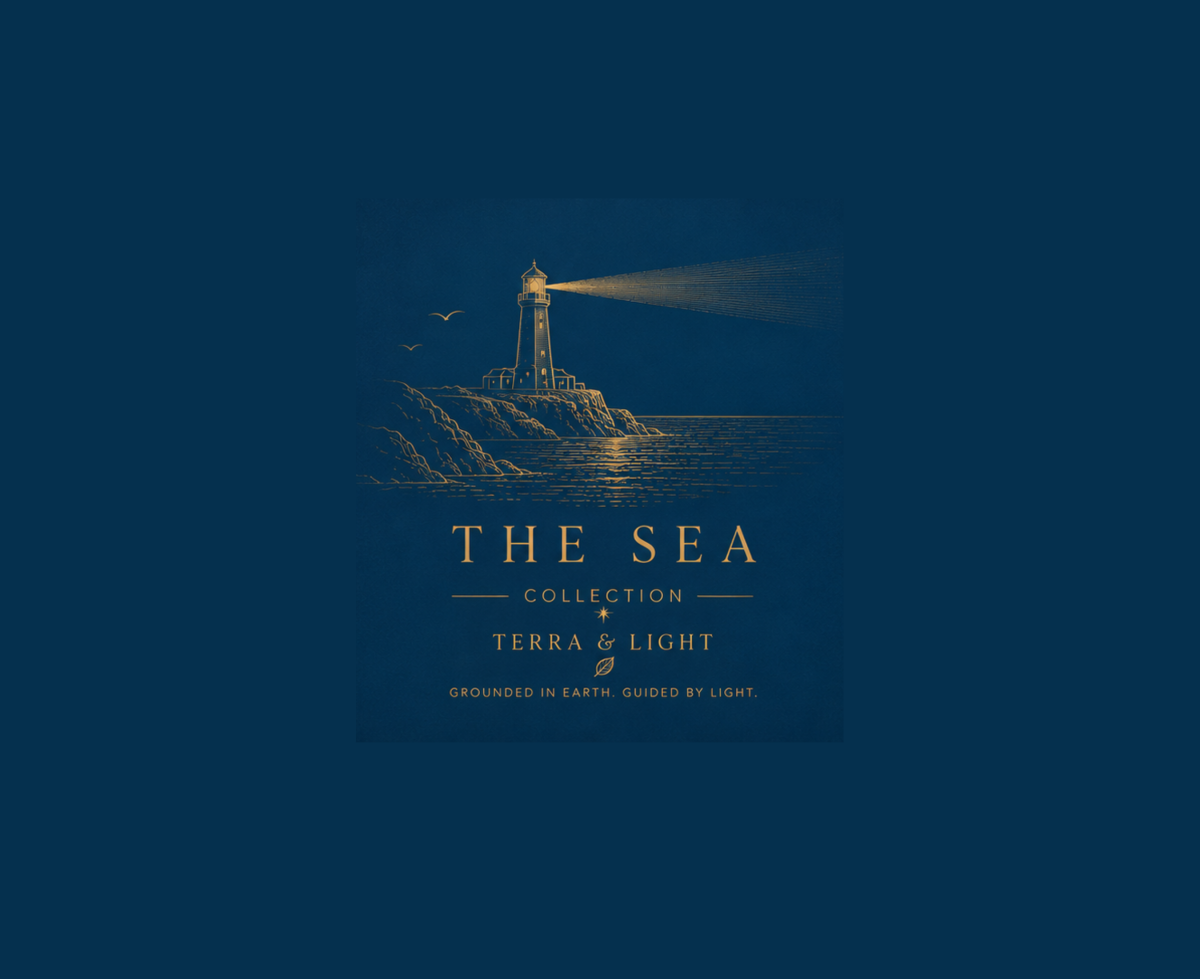 THE SEA COLLECTION LIGHTHOUSE